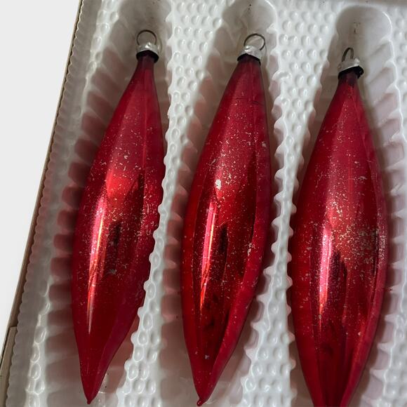 Vintage West Germany Glass Ornaments Icicle Tear Drop Shape Red Green 6 Count - Picture 3 of 15